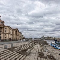 На набережной :: Евгений На набережной :: Евгений