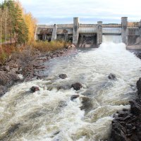 Иматранкоски — искусственный водоскат в Иматре :: Сергей Сомихин