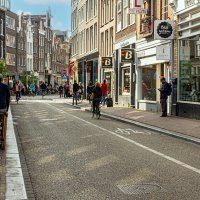 Шумная улица Амстердама. :: Lucy Schneider 