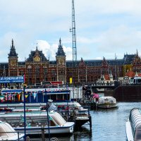 ЖД вокзал в Амстердаме. :: Lucy Schneider ЖД вокзал в Амстердаме. :: Lucy Schneider