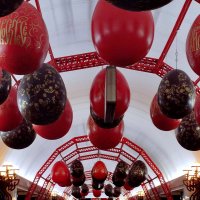 Пасхальное метро. :: Александр Чеботарь