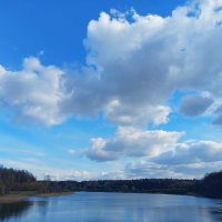 Апрельское небо :: Андрей Лукьянов