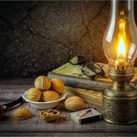 С керосиновой лампой.. :: Алексей Мезенцев