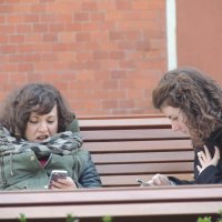 Люди и смартфоны :: Алла Булашевская