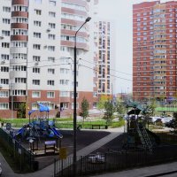 Апрель. Городская окраина. :: Василий Палий