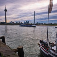 *** :: Witalij Löwin