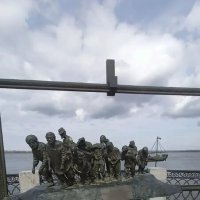 Памятник «Бурлаки на Волге» в Самаре. :: Ирэн 
