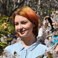 Прелестная девушка с веткой сакуры,,, :: Анатолий Колосов