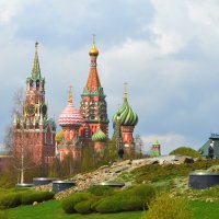 Москва. Весна в парке "Зарядье". :: Наташа *****