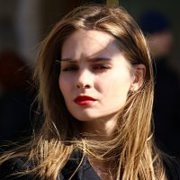 Уличный портрет :: Владимир59 