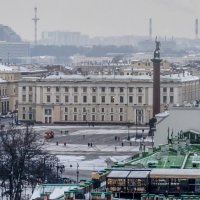 В Петербурге  - небольшой туман. :: Игорь Викторов
