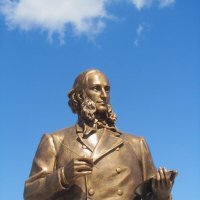 ..бюст Ивана Айвазовского у аэропорта в Симферополе... :: galalog galalog