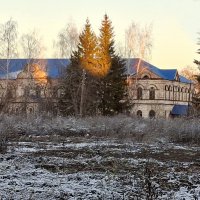 Бывшие Приютский и 1-й Гостиный корпуса :: ИРЭН@ .