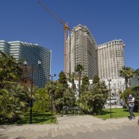 Сочи. Новые этажи гостиницы "Приморская" :: Сергей Романов