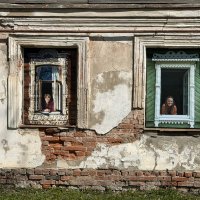 Окна старого дома… :: Любовь 