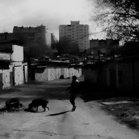 ч\\б серия " В лабиринте Калужских гаражей" :: Артём Евтюхов