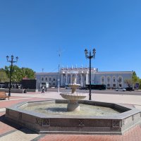 На улицах города... :: Андрей Хлопонин На улицах города... :: Андрей Хлопонин