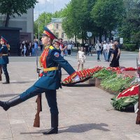 Кадеты школы им. Суворова в почётном карауле у Вечного огня :: Татьяна Машошина Кадеты школы им. Суворова в почётном карауле у Вечного огня :: Татьяна Машошина
