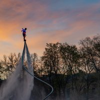 Флайборд в Юсуповском саду :: Ирина Соловьёва