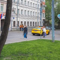 Городская Зарисовка :: юрий поляков