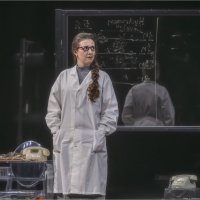 Актриса Мария Лысюк в роли Гали Острецовой (сотрудница НИИ). :: Александр Максимов