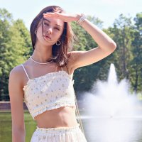 Девушки и фонтаны: на расстоянии... :: Игорь Парв Девушки и фонтаны: на расстоянии... :: Игорь Парв