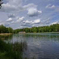 Живёт повсюду красота, Сердца нам радуя и грея,... :: Галина 