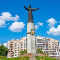 Монумент Матери-Покровительнице :: Alisia La DEMA Монумент Матери-Покровительнице :: Alisia La DEMA