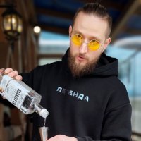 Бармен :: Радмир Арсеньев Бармен :: Радмир Арсеньев
