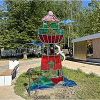 Маяк в парке. :: Валерия Комова Маяк в парке. :: Валерия Комова