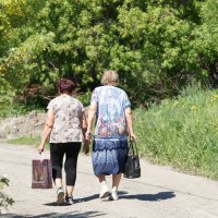 Подруги..., в шоптур... :: Андрей Катков Подруги..., в шоптур... :: Андрей Катков