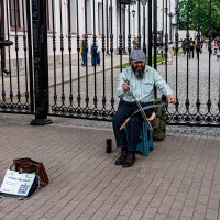 пила - смычковый инструмент :: Дмитрий Лупандин