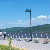 Прогулка по набережной :: Виктор Иванович Чернюк