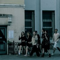 Утро, Лето и ул. Советская :: Владимир Максимов Утро, Лето и ул. Советская :: Владимир Максимов