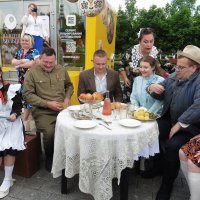 Свадьба в коммунальной квартире :: Лидия Бусурина Свадьба в коммунальной квартире :: Лидия Бусурина