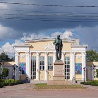 Памятник академику И.Павлову :: Galina Solovova Памятник академику И.Павлову :: Galina Solovova