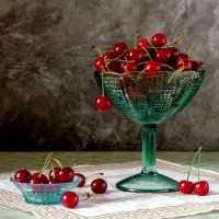 Спелая вишня... :: Елена Пономарева Спелая вишня... :: Елена Пономарева
