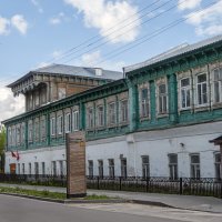 Купеческий дом :: Сергей Цветков Купеческий дом :: Сергей Цветков