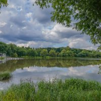Июль в Царицыно... :: Владимир Жданов