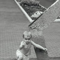 Момент, когда любопытство сильнее осторожности. :: Вадим Басов