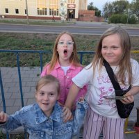 Девчонки :: Андрей Хлопонин