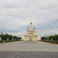 Центральная аллея ВДНХ :: Евгений Седов