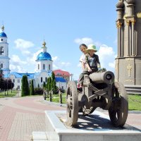 "Дети, на эту пушку залезать нельзя!" :: AleksSPb Лесниченко