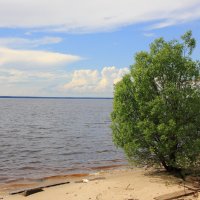 От берега до берега... :: Евгений Корьевщиков