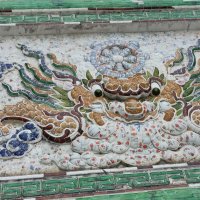 Керамический дракон, украшающий стены храма :: Ирэн 