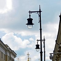 Москва. Вид из Рыбного переулка на собор иконы Божьей Матери «Знамение».