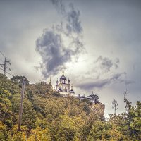 Дорога к храму. :: Алексей