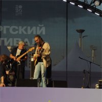 лучше гармониста только гитарист