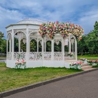 Парк "Радуга". Беседка.