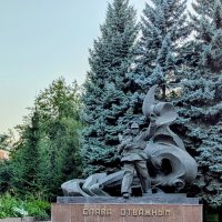 Герои пожарники